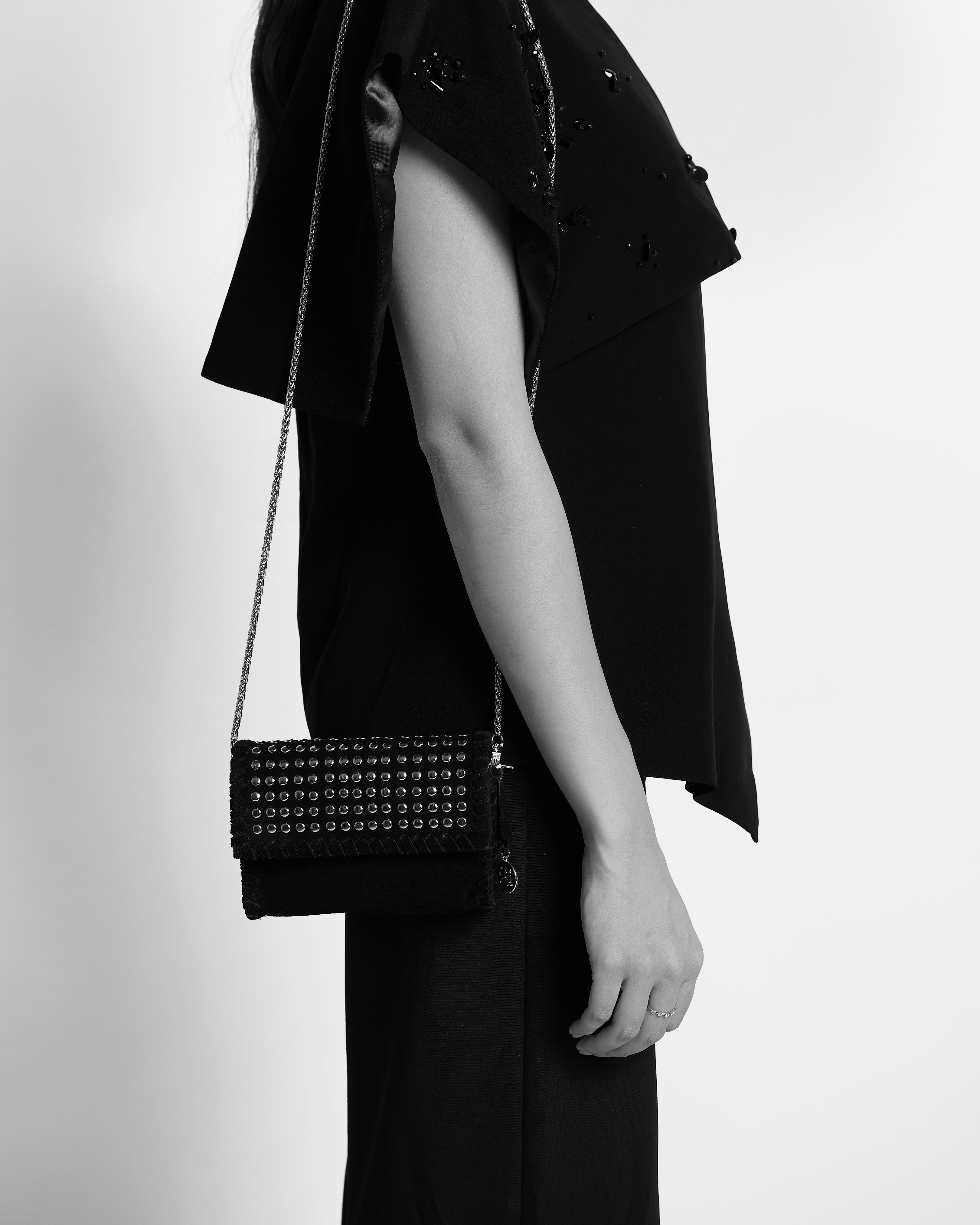 Ember Mini Sling Black