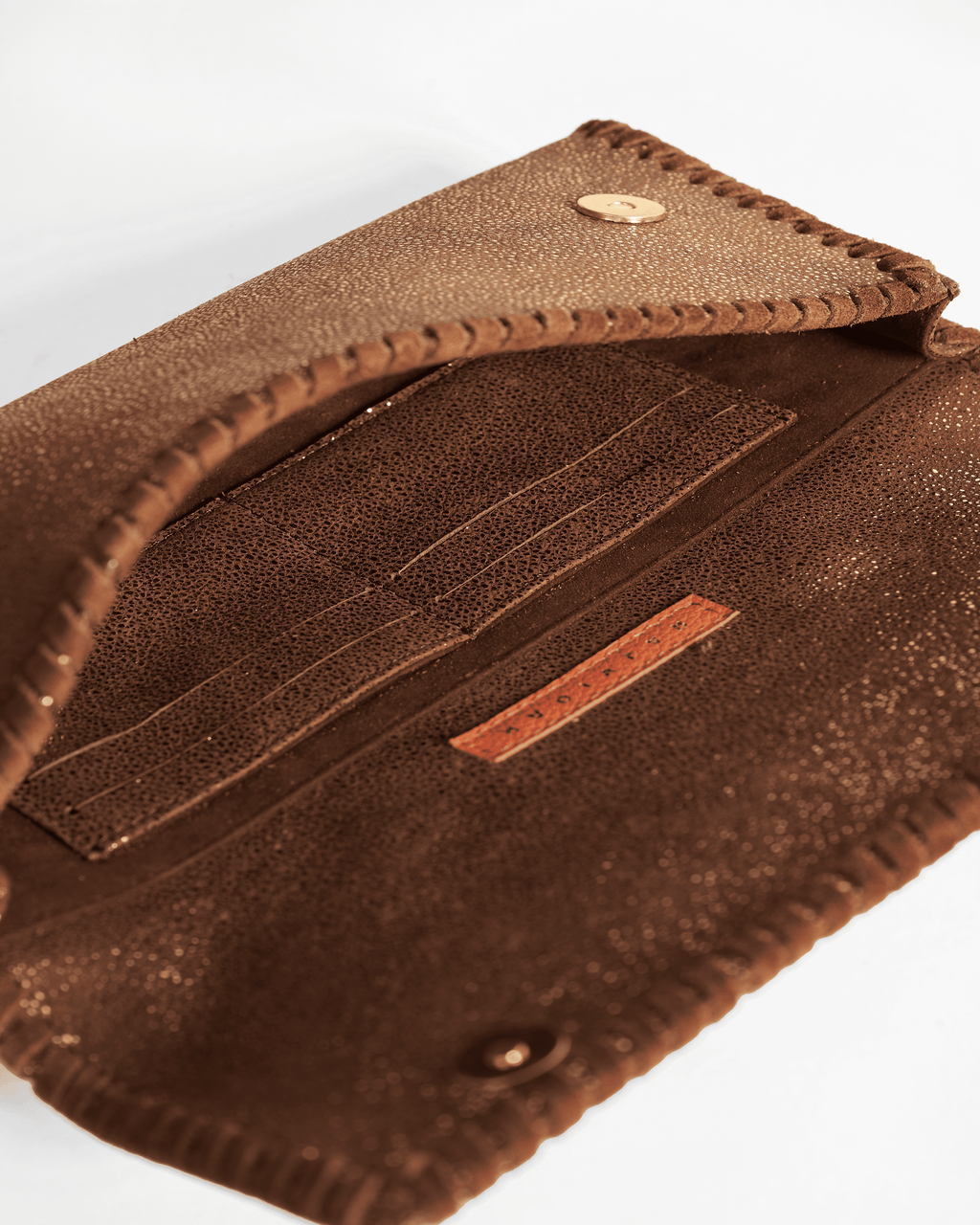 The Stellar Woven Brown